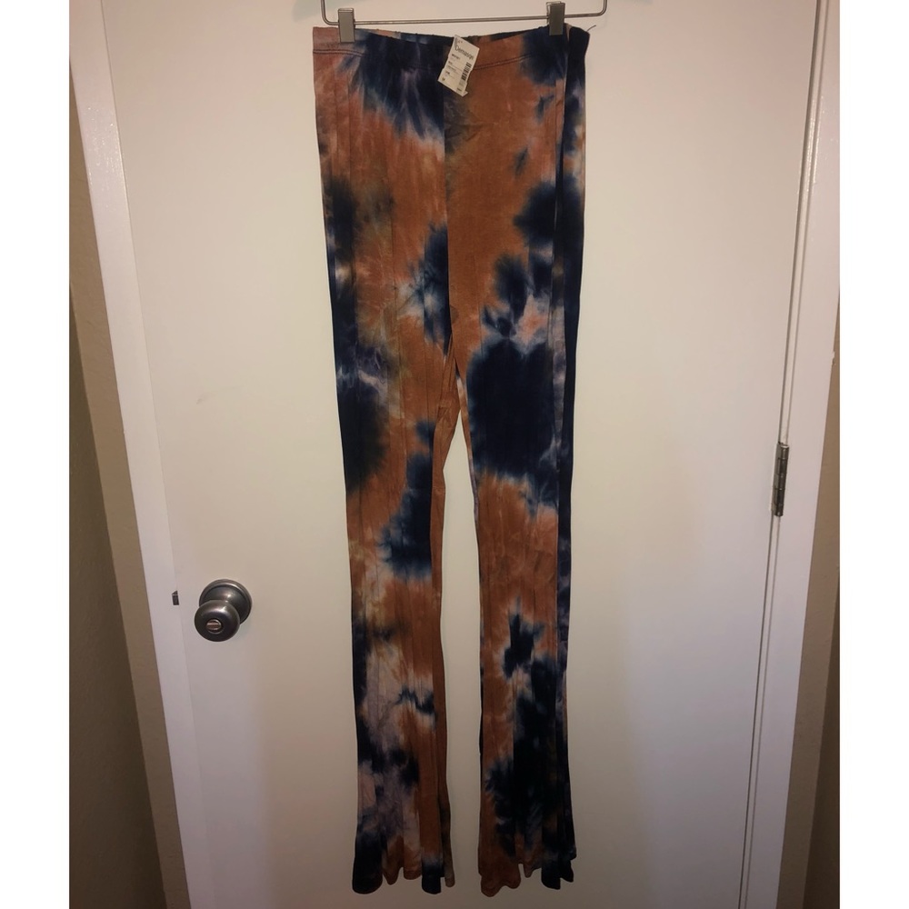 2 piece Set. Tank Size Large. Pants Size Medium.